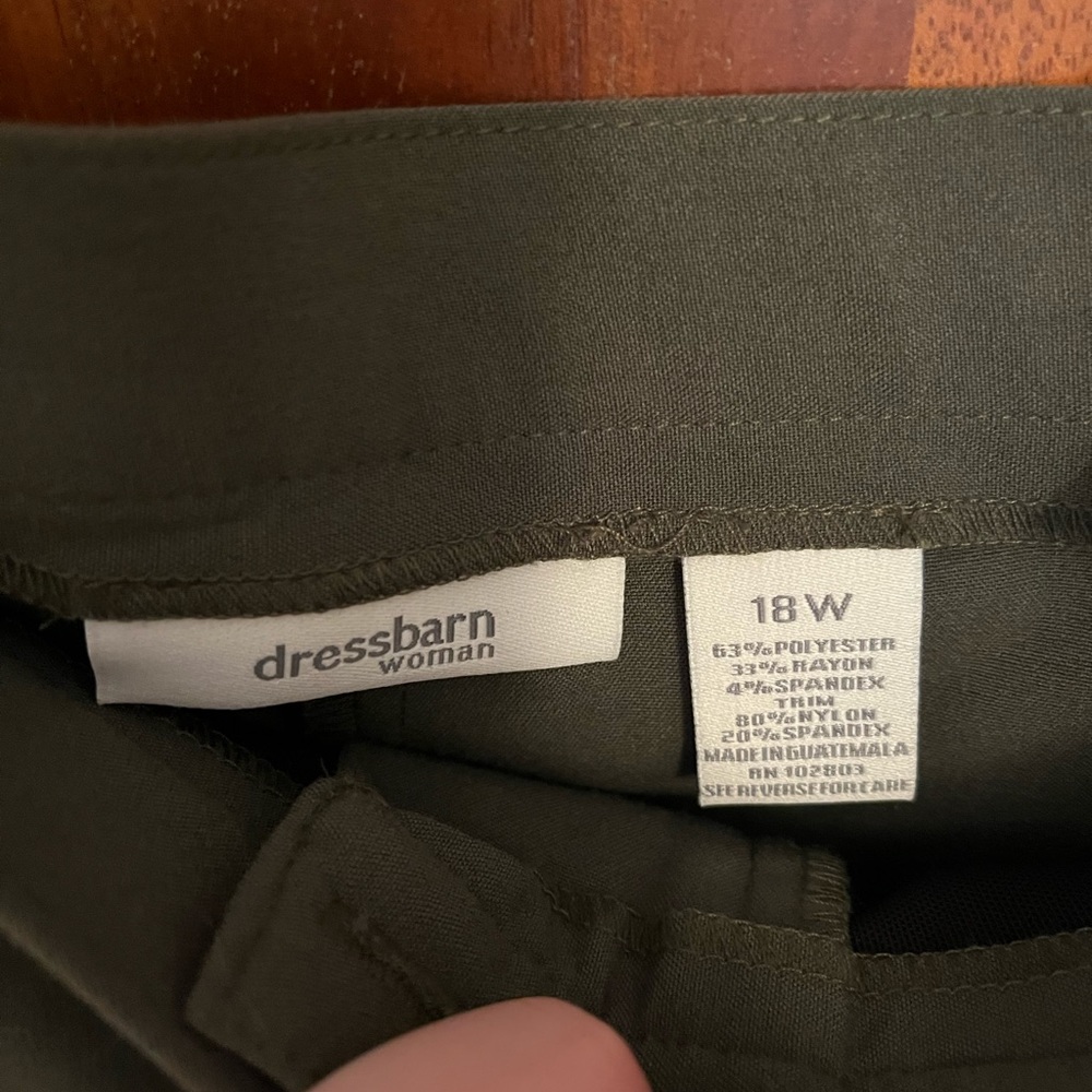 NWT Dressbarn Green Dress Pants 18W - Picture 5 of 9